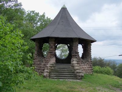 Neversink Mountain