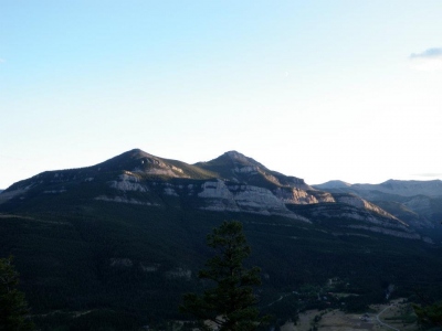 Twin Buttes, West