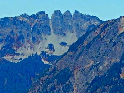 Four Brothers, North Middle