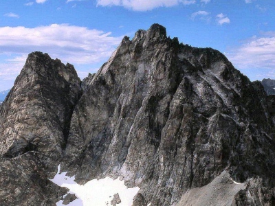 Mox Peaks, West