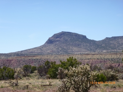 D Cross Mountain