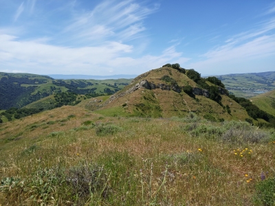 Maguire Peaks, West