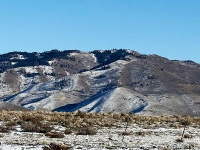 Bennett Mountain, South